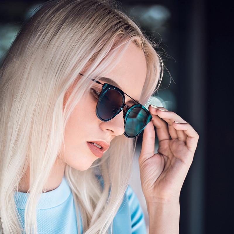 zeroUV Minimal Wire Inner Rim Flat Color Mirror Lens Sunglasses A361 Sunglasses Gray Pink Gold Pink Mirror,Blue Black Blue Mirror,Purple Black Purple Mirror,Red Black Red Mirror