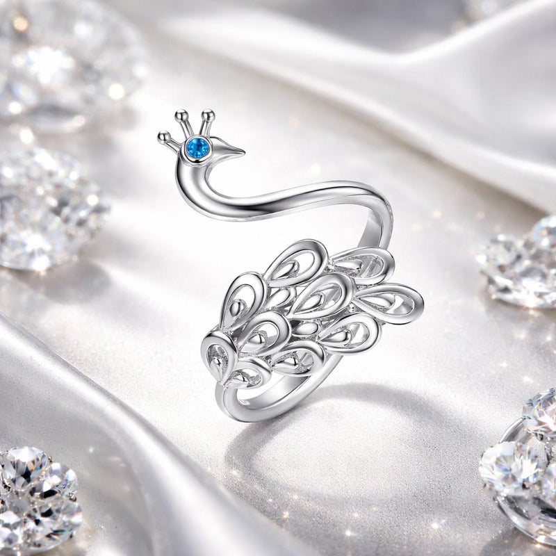 Bids.com 925 Sterling Silver Plated Platinum Pavé Setting CZ Ring for Women Rings White Smoke
