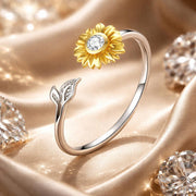 Bids.com 925 Sterling Silver Ring with Pavé Setting CZ, 0.1cm Width, Flower Design for Women Rings Antique White