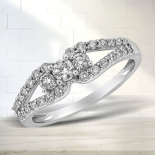 Bids.com 10K White Gold 1/2 Cttw Round Cut Diamond Three Stone Split Shank Band Ring (H-I Color, SI1-SI2 Clarity) - Size 6 Rings White Smoke 8 / White.Gold,7 / White.Gold,6 / White.Gold