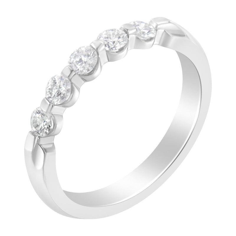 Bids.com 14K White Gold 1/2 cttw Diamond 5-Stone Band Ring (H-I Clarity, SI2-I1 Color) - Size 7 Rings White Smoke 7 / White.Gold