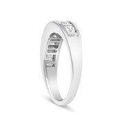 Bids.com 14K White Gold Alternating 1.0 Cttw Round and Baguette Diamond Channel Band Ring Rings White Smoke 7 / White.Gold