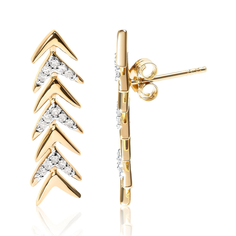 Bids.com 18K Yellow Gold Plated .925 Sterling Silver 1/5 Cttw Diamond Chevron Arrow Stud Earring (I-J Color, I2-I3 Clarity) Earrings White Smoke Yellow.Sterling Silver / 0.2