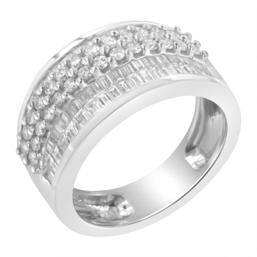 Bids.com 14K White Gold Round and Baguette Diamond Ring (1 1/2 Cttw, F-G Color, SI1-SI2 Clarity) - Size 6-3/4 Rings White Smoke 7.25 / 14k White Gold,6.75 / White.Gold,7 / White.Gold,8 / White.Gold