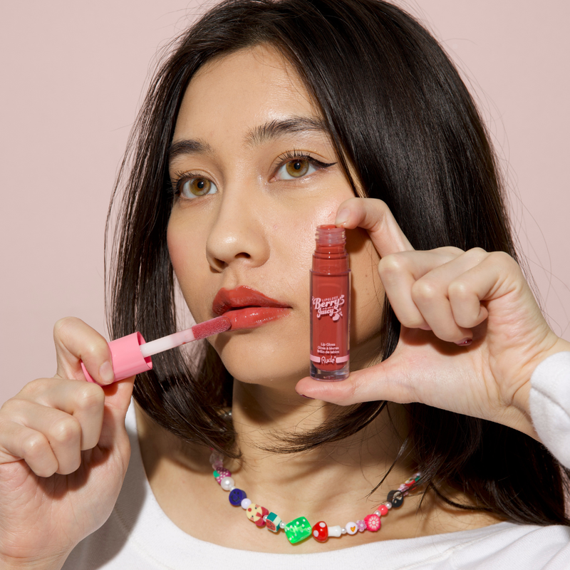 Rude Cosmetics Berry Juicy Lip Gloss Lip Gloss Gray Pure,Crystalize,Flirty,Nudist,Lovely,So Fine,Coral Kiss,Code Red,Golden Hour,Pixie Pink,Just Peachy,Sunkissed,Dazzle Me,Sienna Sugar,Decadent,Juicy Java,Cocoa Kisses