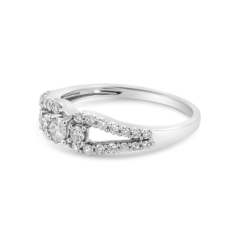 Bids.com 10K White Gold 1/2 Cttw Round Cut Diamond Three Stone Split Shank Band Ring (H-I Color, SI1-SI2 Clarity) - Size 6 Rings White Smoke 8 / White.Gold,7 / White.Gold,6 / White.Gold