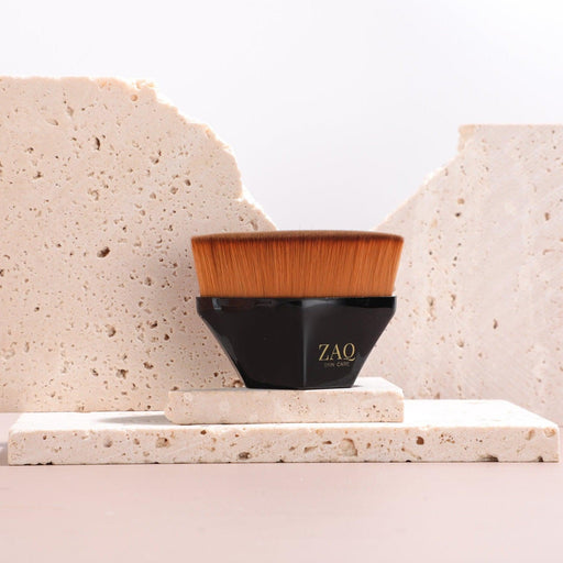 ZAQ Skin & Body Hexagon Blending Liquid Foundation Kabuki Brush Antique White