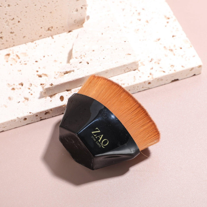 ZAQ Skin & Body Hexagon Blending Liquid Foundation Kabuki Brush Antique White