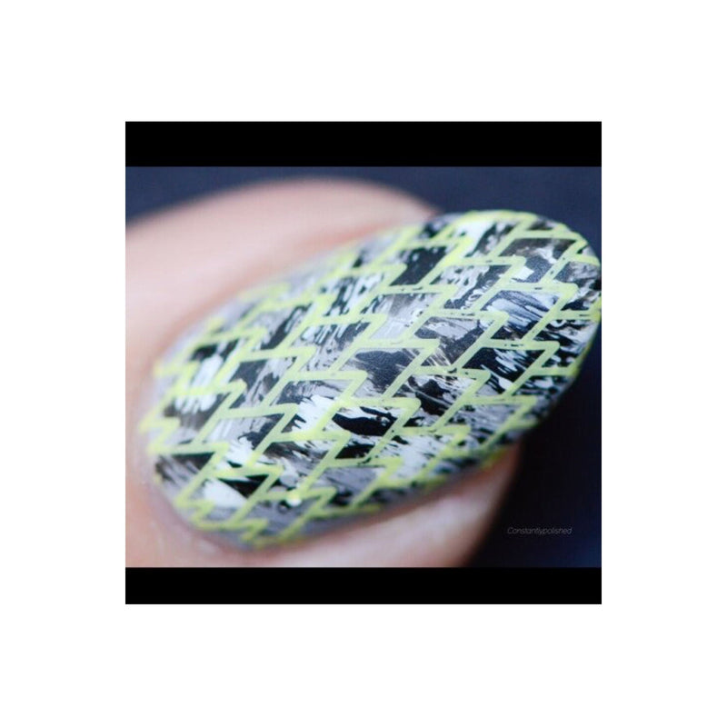 UberChic Beauty Fairytale-02 Stamping Plate Gray