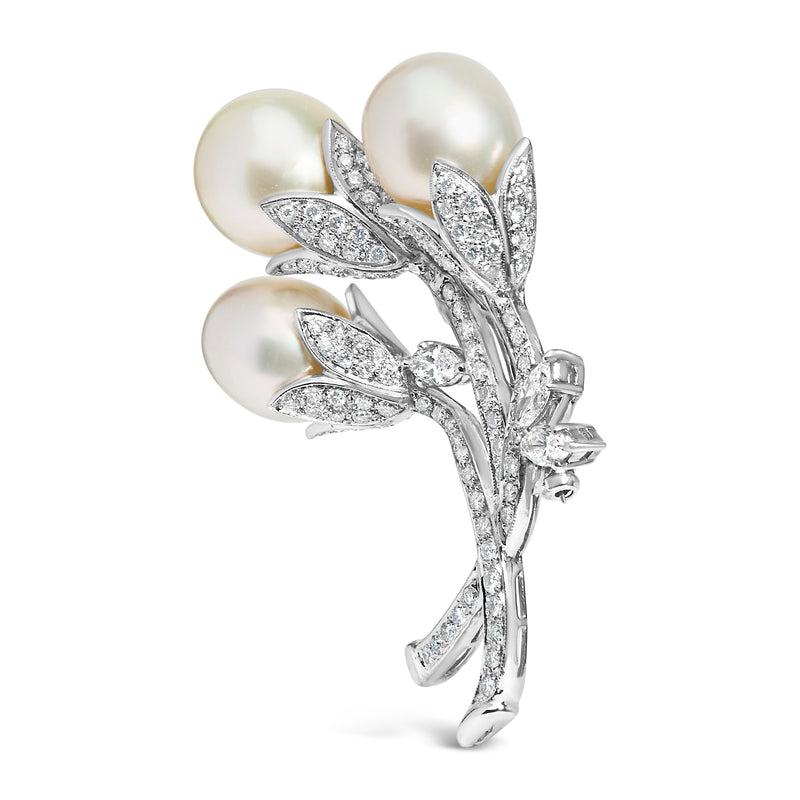 Bids.com 18K White Gold 2 1/5 Cttw Diamond and South Sea Pearl Floral Brooch Pin (G-H Color, VS1-VS2 Clarity) Accessories White Smoke White.Gold / 2.25