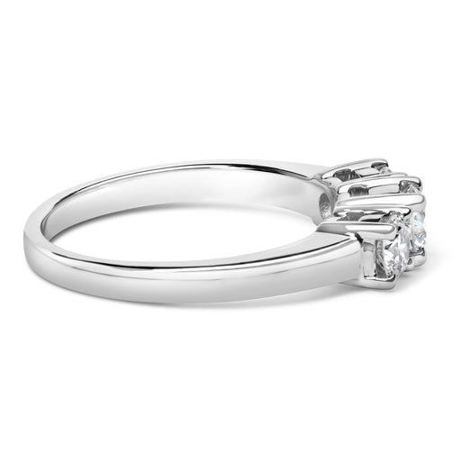 Bids.com 14K White Gold  3/4 Cttw Lab Grown Diamond 3 Stone Ring Band (F-G Color, VS2-SI1 Clarity)- Size 7 Rings White Smoke 7 / White.Gold,9 / White.Gold,6 / White.Gold,8 / White.Gold,5 / White.Gold