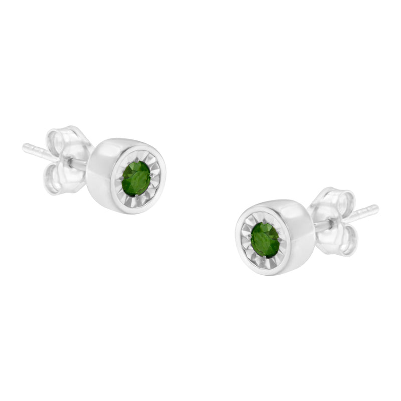 Bids.com .925 Sterling Silver 1/5 Cttw Round Brilliant-Cut Green Diamond Miracle-Set Stud Earrings (Fancy Color-Enhanced, I1-I2 Clarity) Earrings White Smoke White.Sterling Silver / 0.2