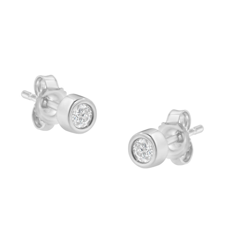 Bids.com 10K White Gold 0.15 Cttw Round Brilliant-Cut Near Colorless Diamond Bezel-Set Stud Earrings (H-I Color, I1-I2 Clarity) Earrings White Smoke White.Gold