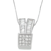 Bids.com 14K White Gold 1 1/3 cttw Princess and Baguette Cut Diamond Sparkling Shapes Pendant Necklace (H-I, SI1-SI2) Necklaces White Smoke White.Gold / 18