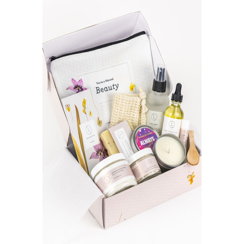 Lizush Spa Gift Box, Natural Lavender Bath & Body Relaxing Package for Friend Lavender Gifts White Smoke No,Yes