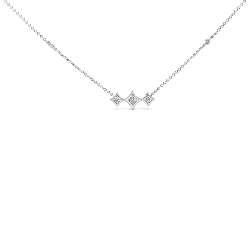 Bids.com 10K White Gold Bezel Set Princess Diamond 3 Stone Kite Shape and Station Necklace (H-I Color, SI2-I1 Clarity) - 18" Inches Necklaces White Smoke White.Gold / 18