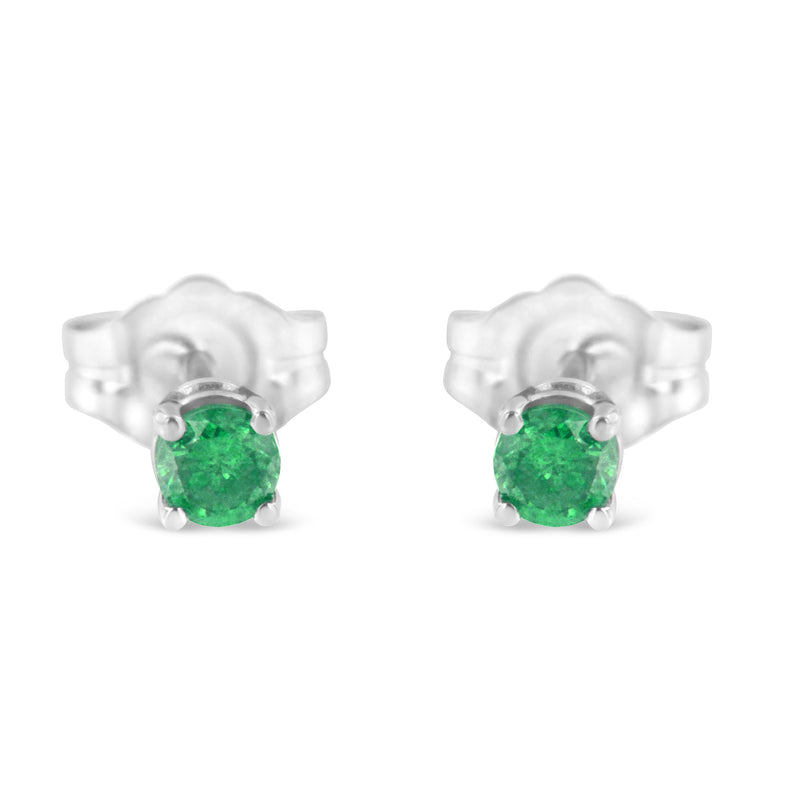 Bids.com .925 Sterling Silver 1/4 Cttw Round Brilliant-Cut Green Diamond Classic 4-Prong Stud Earrings (Fancy Color-Enhanced, I2-I3 Clarity) Earrings White Smoke White.Sterling Silver / 0.25