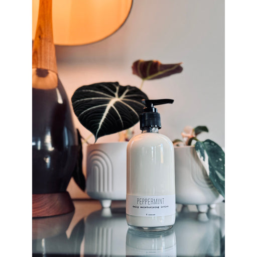 handmade. la conner Daily Moisturizing Lotion - Peppermint Ladies Gray 8 Ounces - Peppermint