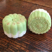 Soaplicity Bubble Bath Truffle - Mini Bubble Bath Bomb with Cocoa & Mango Butter - 1 Truffle Bath Truffles Dark Olive Green White Christmas