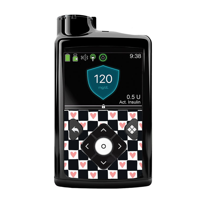 Peelz Checkered Hearts Sticker for Medtronic MiniMed 770G & 780G Peelz/Stickers Black Whole System Peelz (front back + clip)