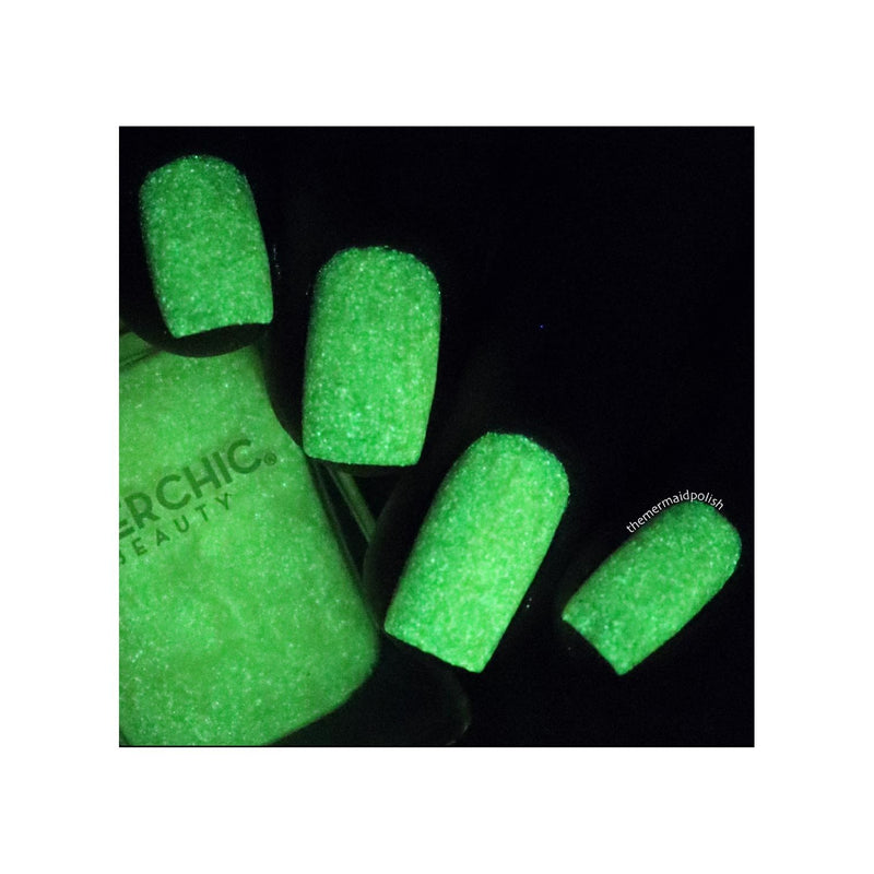 UberChic Beauty Come On Pretty Mama - Polish Regular Polish Black