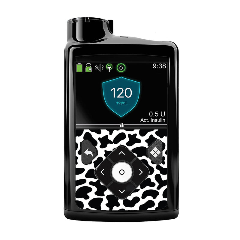Peelz Cow Print Sticker for Medtronic MiniMed 770G & 780G Peelz/Stickers Black Front Peelz