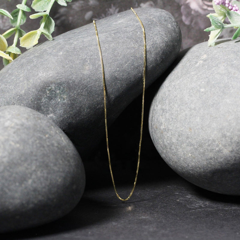 Bids.com 14k Yellow Gold Classic Box Chain 0.6mm Necklaces Black 16 / Yellow Gold,17 / Yellow Gold,18 / Yellow Gold,20 / Yellow Gold,24 / Yellow Gold