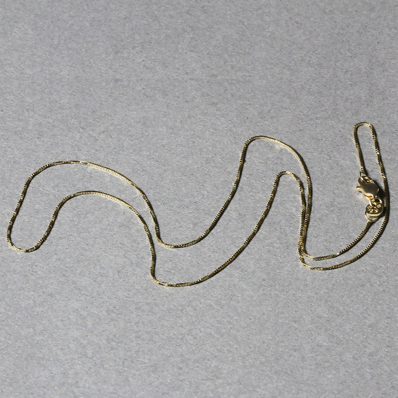 Bids.com 14k Yellow Gold Classic Box Chain 0.6mm Necklaces Dark Gray 16 / Yellow Gold,17 / Yellow Gold,18 / Yellow Gold,20 / Yellow Gold,24 / Yellow Gold