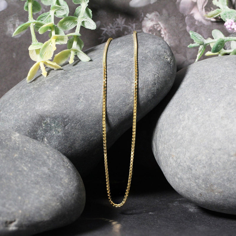 Bids.com 14k Yellow Gold Classic Box Chain 1.1mm Necklaces Black 16 / Yellow Gold,18 / Yellow Gold,20 / Yellow Gold,22 / Yellow Gold,24 / Yellow Gold,30 / Yellow Gold