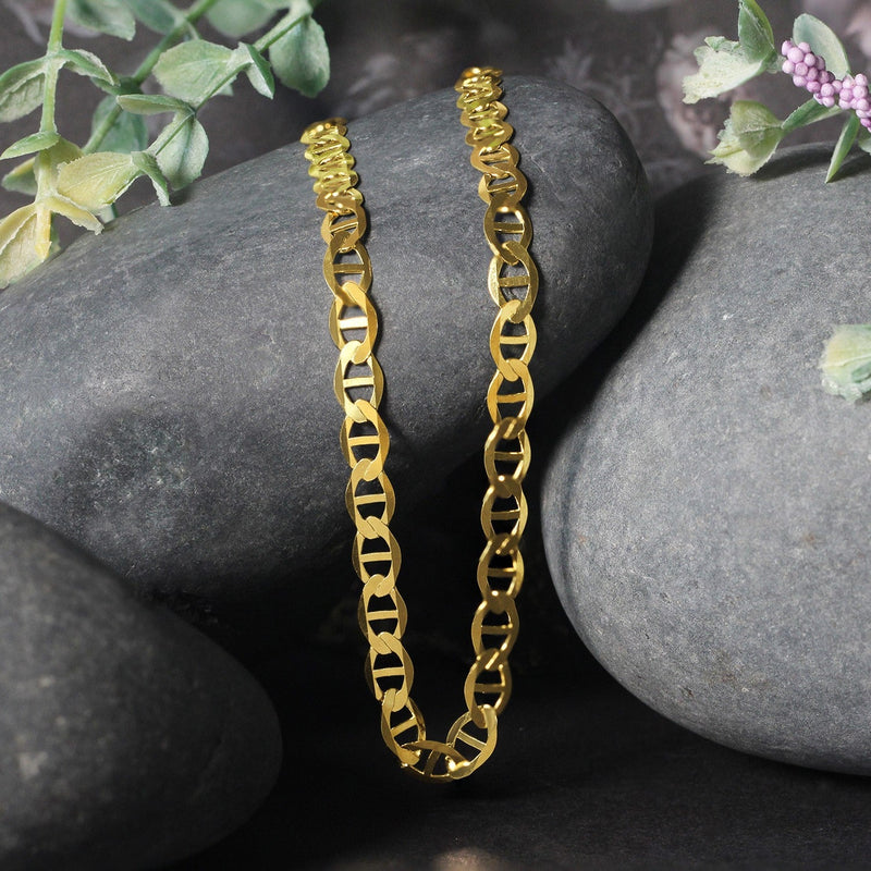 Bids.com 5.5mm 10k Yellow Gold Mariner Link Chain Necklaces Black 18 / Yellow Gold,20 / Yellow Gold,22 / Yellow Gold,24 / Yellow Gold,30 / Yellow Gold,One / Yellow Gold