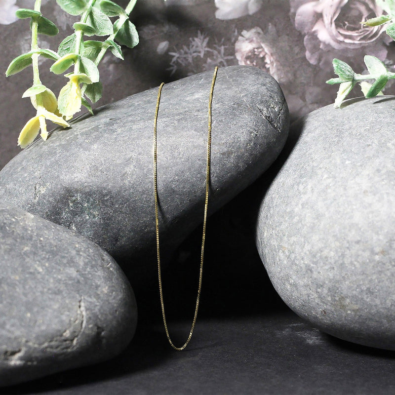 Bids.com 14k Yellow Gold Classic Box Chain 0.45mm Necklaces Black 16 / Yellow Gold,18 / Yellow Gold,20 / Yellow Gold