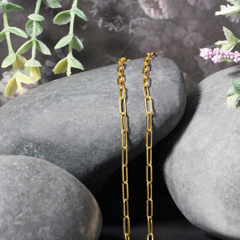 Bids.com 14K Yellow Gold Paperclip Chain (2.5mm) Necklaces Gray 18 / Yellow Gold,20 / Yellow Gold,24 / Yellow Gold