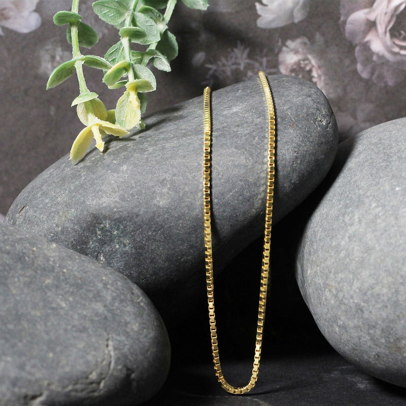 Bids.com 1.6mm 14K Yellow Gold Classic Box Chain Necklaces Black 18 / Yellow Gold,20 / Yellow Gold,22 / Yellow Gold,24 / Yellow Gold,30 / Yellow Gold
