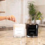 Aroma360 California Love 4-Wick Candle Candle Light Gray Black,White