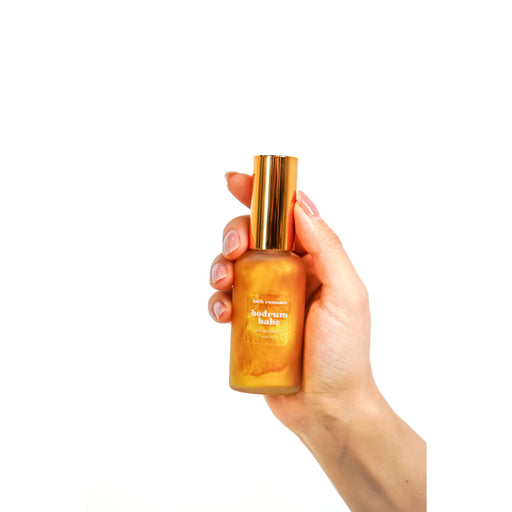 Bath Romance bodrum babe - shimmering body oil White Smoke