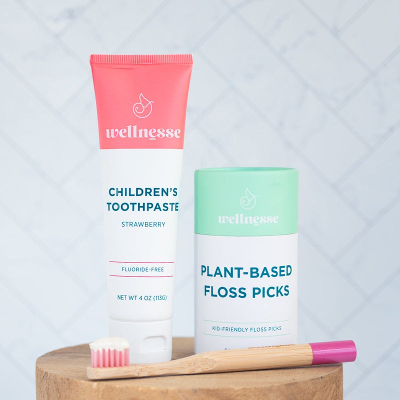 Wellnesse Strawberry Toothpaste Light Gray