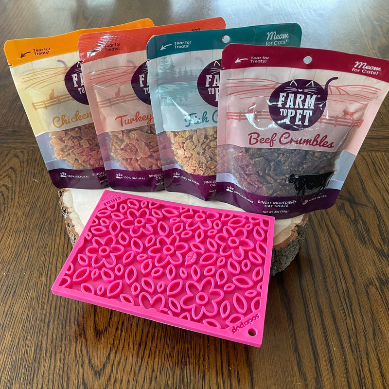 Farm To Pet Chicken Crumbles Cat Treats | Single-Ingredient Treats for Cats Crumble Dark Olive Green