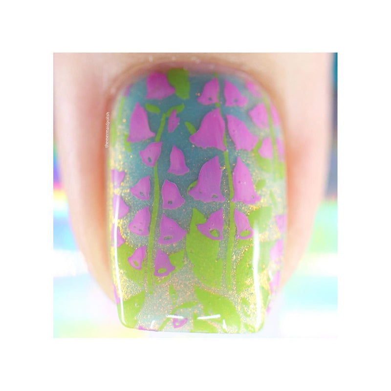 UberChic Beauty Floral Embrace Stamping Plate Light Gray