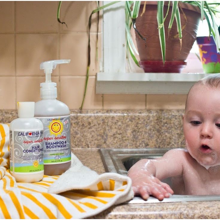 California Baby (No added fragrance)™ Sensitive Skin Bath Essentials Bundles Rosy Brown big sizes,small sizes