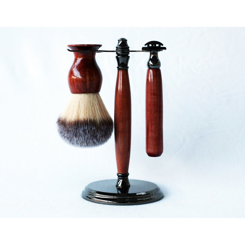 CreationsByWill Aromatic Red Cedar Wood Hand Crafted Shave Set, safety razor, 26mm lather brush and a matching shave stand. Shave Set White Smoke