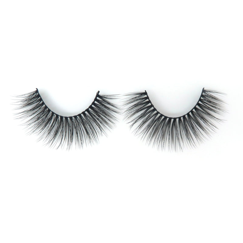 VIP Extensions VIP Eyelashes - Natural Faux Mink Strip Lashes Light Gray L3D08