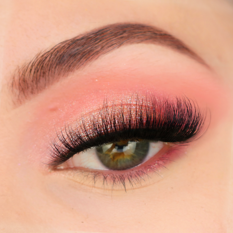Pink Purée Luna Strip Lashes Navajo White
