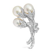 Bids.com 18K White Gold 2 1/5 Cttw Diamond and South Sea Pearl Floral Brooch Pin (G-H Color, VS1-VS2 Clarity) Accessories White Smoke White.Gold / 2.25