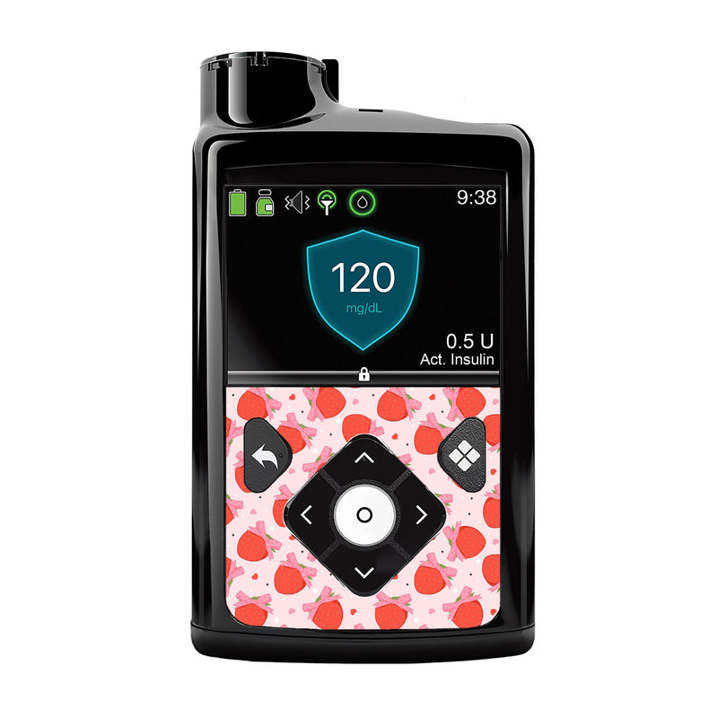 Peelz Strawberry Kisses Medtronic MiniMed 770G & 780G Sticker - Pump Peelz Peelz/Stickers Black Whole System Peelz (front back + clip)