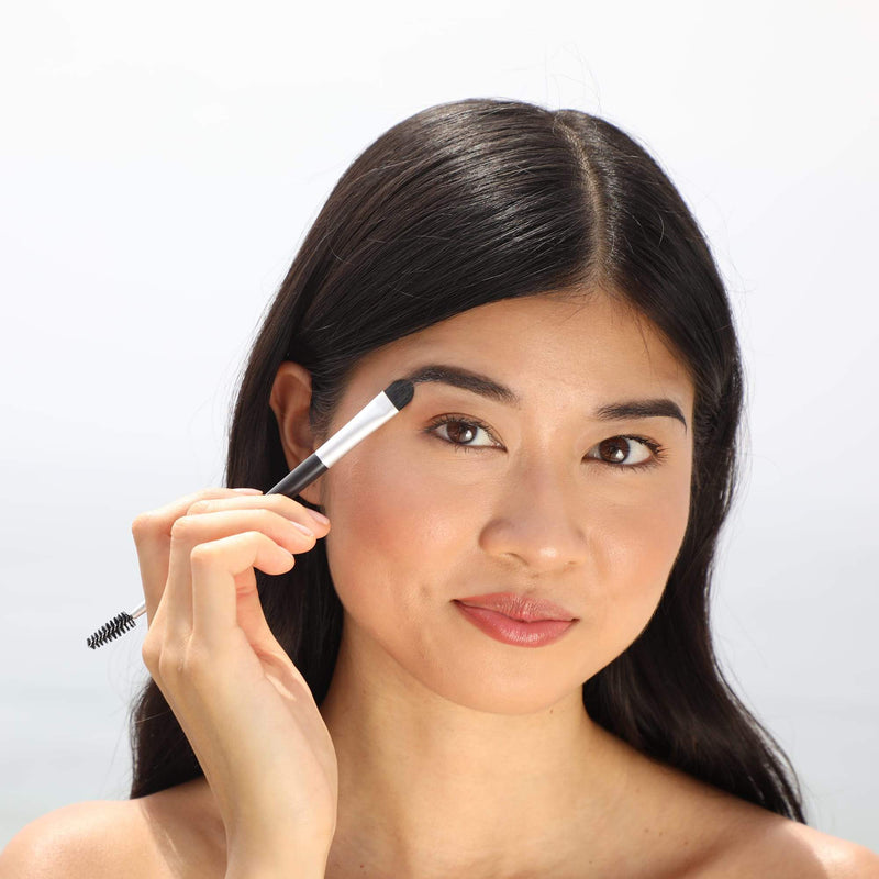 Chella dual blending brush Brow & Eye White Smoke