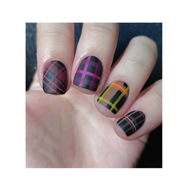 UberChic Beauty Pretty In Plaid-04 Stamping Plate Rosy Brown