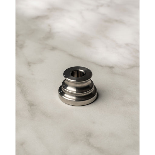 Above the Tie Razor Stand Razor Stand Gray Titanium / Mirror Polish