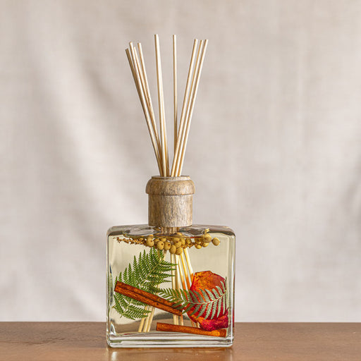 Rosy Rings Signature Botanical Reed Diffuser - Spicy Apple 13oz Botanical Diffuser Light Gray