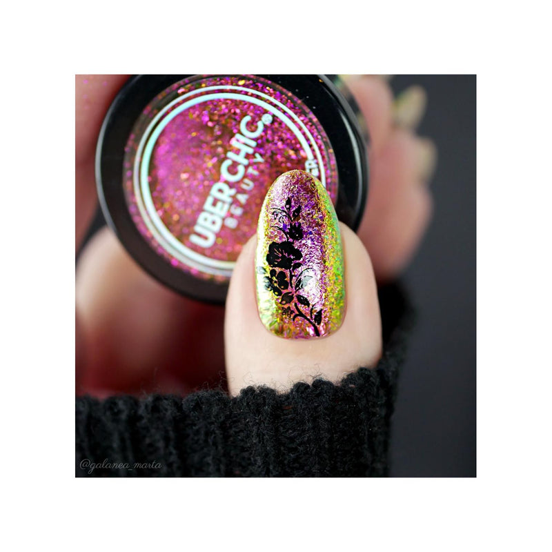 UberChic Beauty Chameleon Flakes: Spellbound Powder Tan