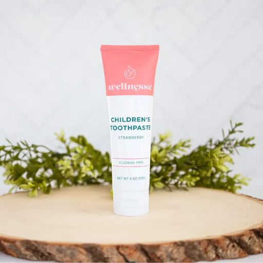 Wellnesse Strawberry Toothpaste Lavender